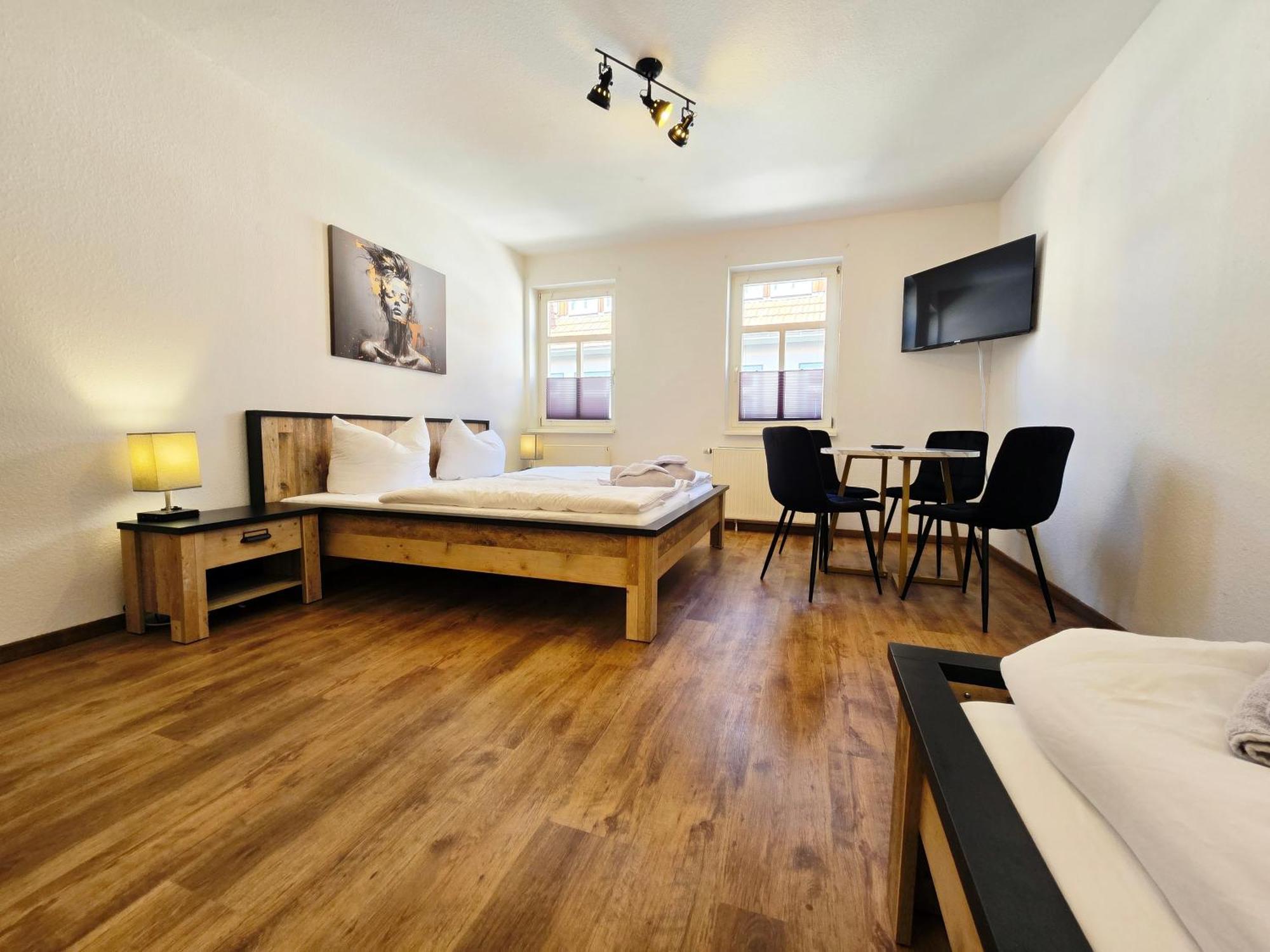 Dm Hotels & Apartments - Apartment Brueckenstr 27 Muhlhausen Bagian luar foto